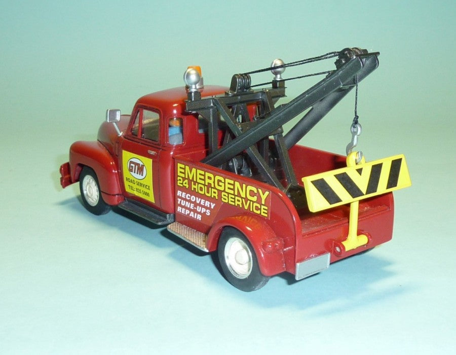1954 Chevrolet Tow Truck (TRU-101)