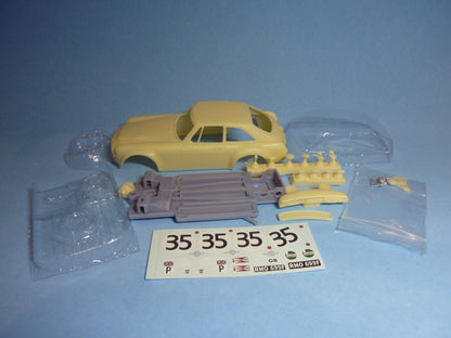 MGC Sebring 35 (RM069FF) 1.24 (24TH-302)