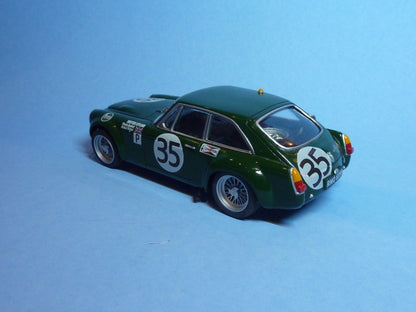 MGC Sebring 35 (RM069FF) 1.24 (24TH-302)
