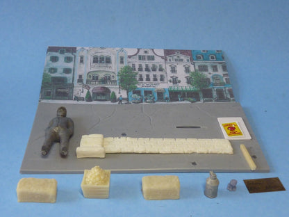 Street Scene with Mechanic Diorama Kit (D-501)