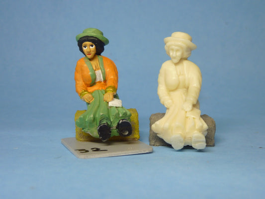 Lady Seated (FIG-3201)