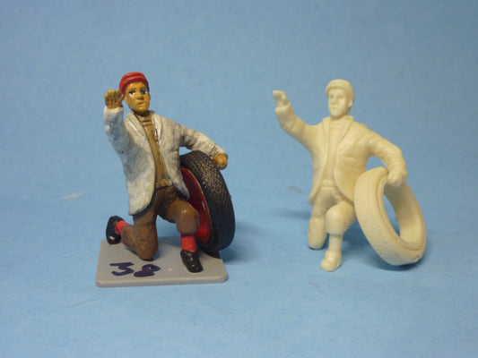 Pit Crew Member with Tyre (FIG-3801)