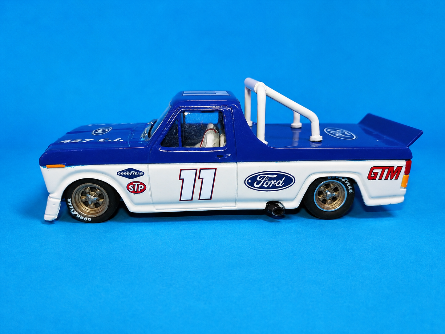 Ford F100 Racing Truck, 1981, No. 11 (FOR-100-6A)