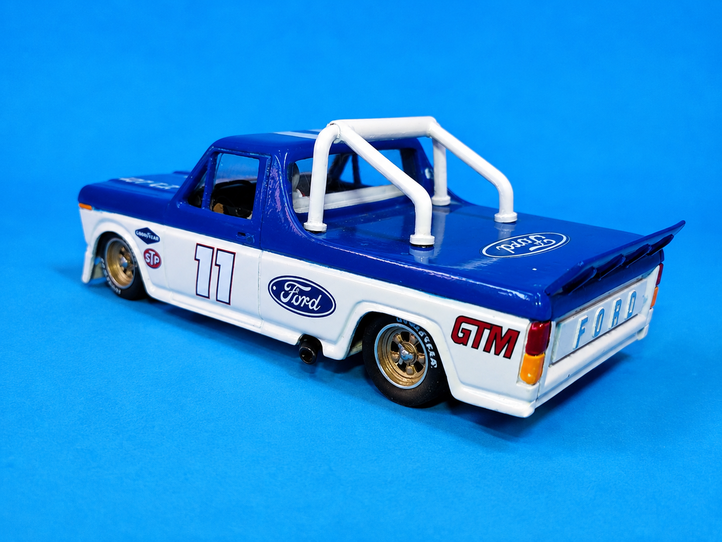 Ford F100 Racing Truck, 1981, No. 11 (FOR-100-6A)