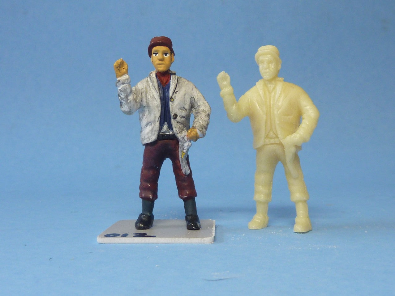 Man with Rag, waving (FIG-1301)