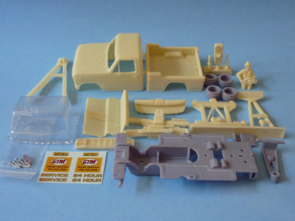 Ford F100 Recovery Truck, 1981 (TRU-114)