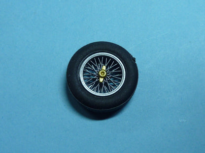 16" Wire Wheels, with 2 Eared Knockoff (Set of 4)