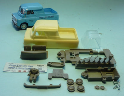 Bedford CA Pick Up (TRU-303)