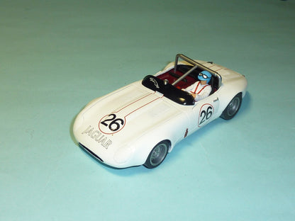 ジャガー軽量 E タイプ ロードスター (GT-135) 