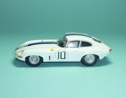 Cunningham Jaguar E-Type (GT-133)